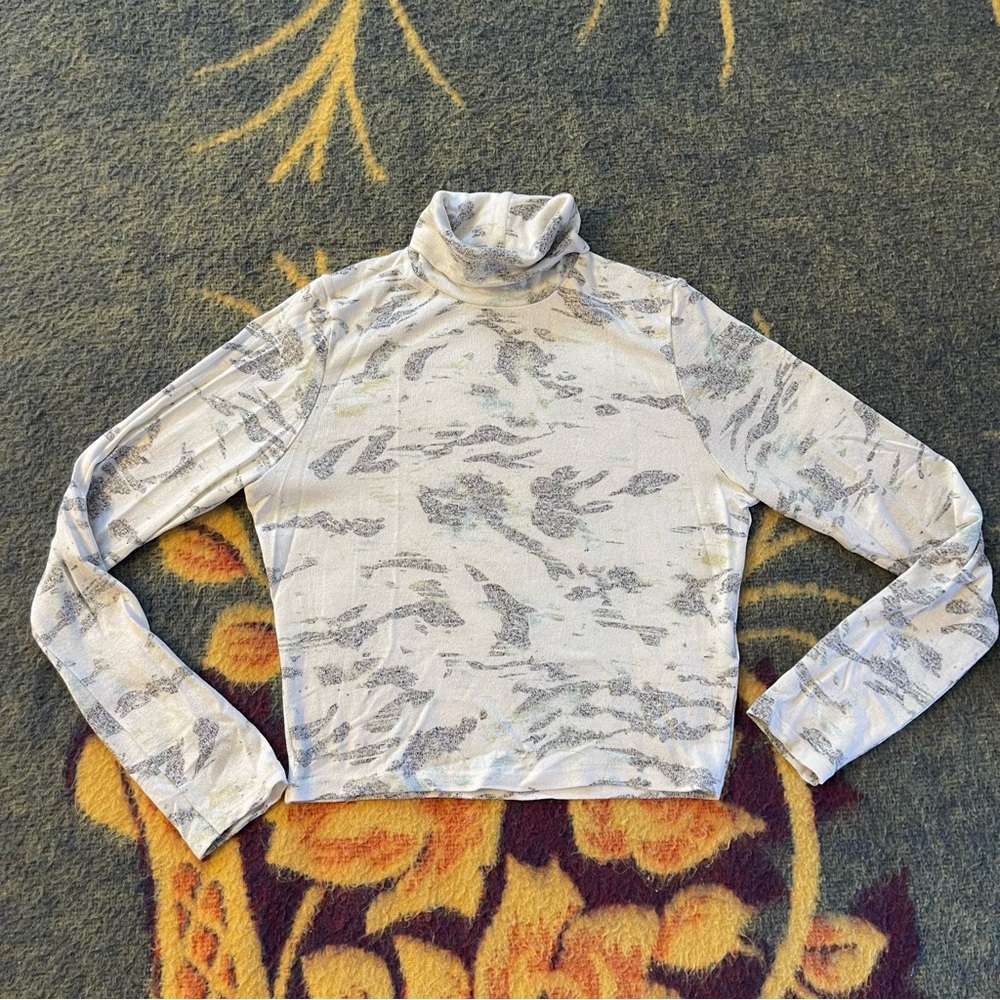 Anthropologie turtle neck knit top size medium